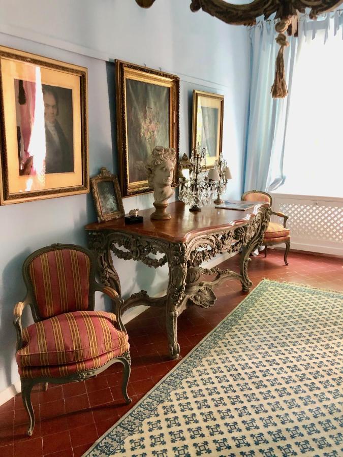 Bastide Du Regent Hotel Le Thor Exterior photo